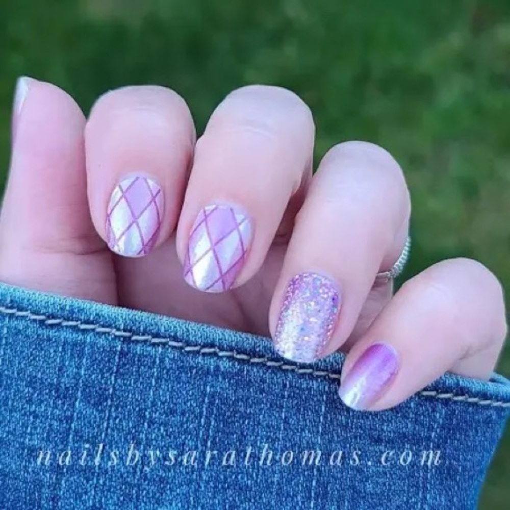 🌸Sale:3/$30🌸 Color Street Nail strips. Shade: Grape-ful for you.